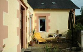 Maisonnette à Etables : La Jaune
